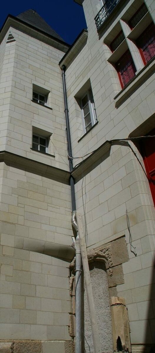 ALAIN CHABREYRON Architecte Les Sables Dolonne 125