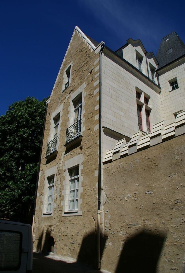 ALAIN CHABREYRON Architecte Les Sables Dolonne 127