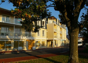 ALAIN CHABREYRON Architecte Les Sables Dolonne 30 LOGEMENTS LE SULKY CHAMBRAY LES TOURS REGION CENTRE 5